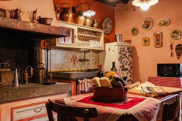 La Finestra Sul Borgo Dimora Storica Lejlighed Laterina Eksteriør billede